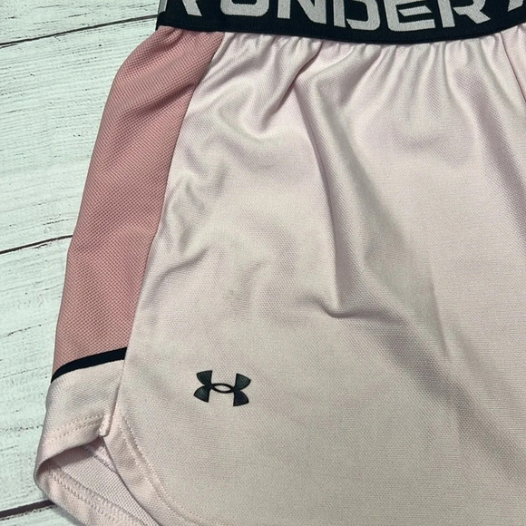 Under Armour shorts size medium athletic - Picture 2 of 4